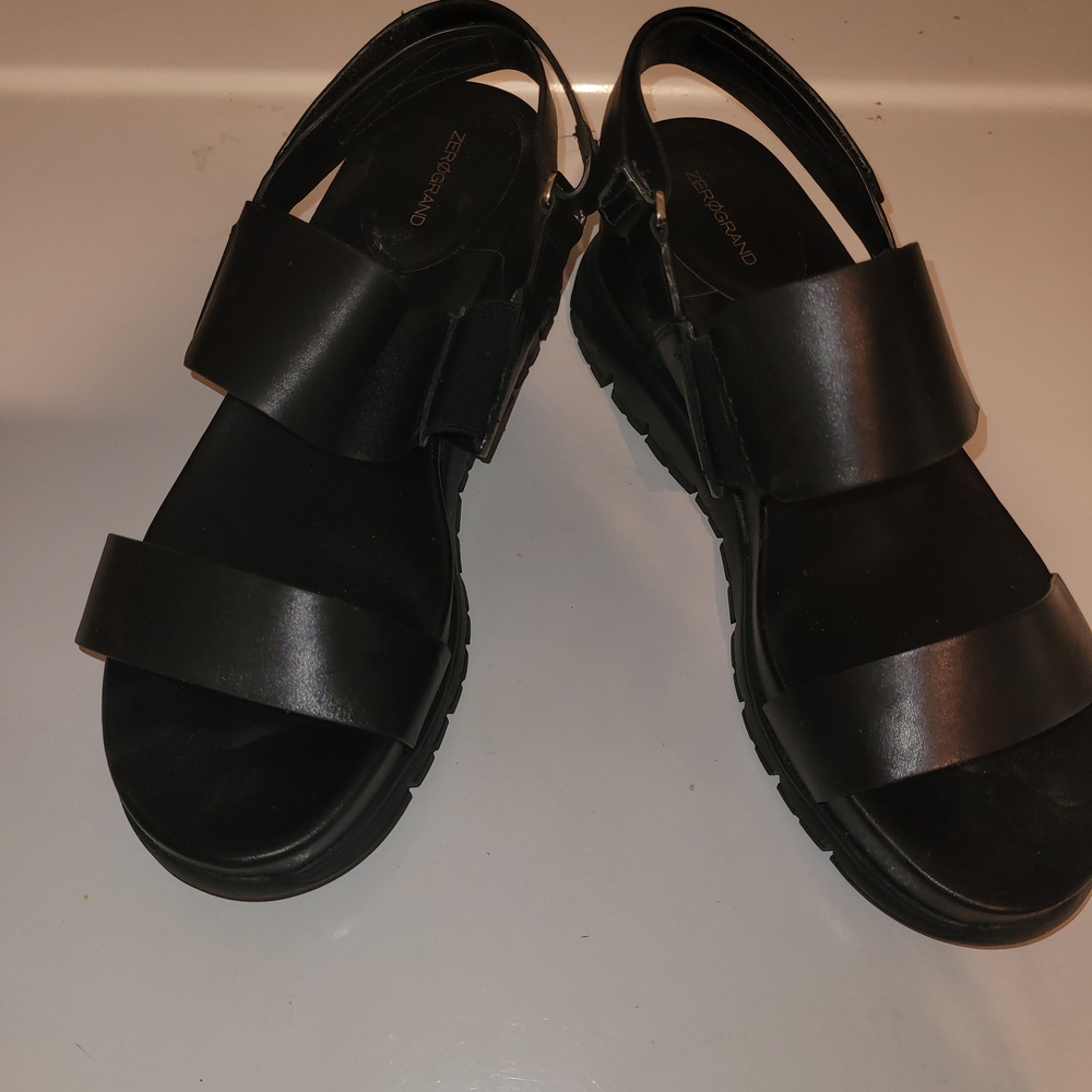 Cole HAAN Women's Black Sandals